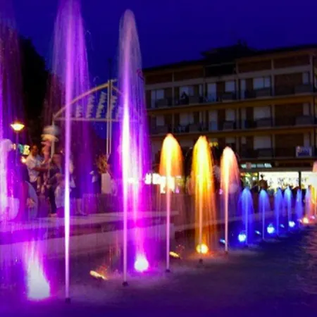 Rooftop Pool And Sea Nearby-beahost Bibione